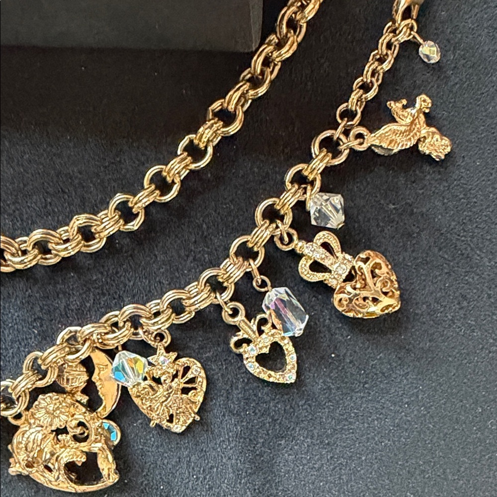 Kirk’s Folly legend of the heart, interchangeable, charm bracelet, and necklace - Picture 4 of 8